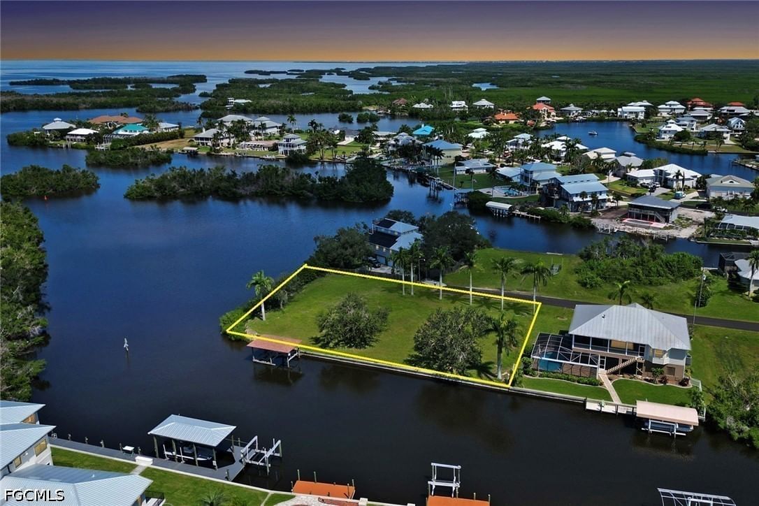 24153 Henry Morgan Boulevard, Punta Gorda, FL 33955 photo 3