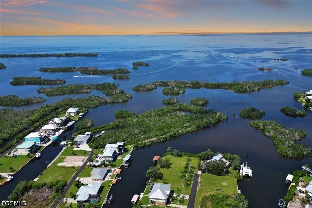 24153 Henry Morgan Boulevard, Punta Gorda, FL 33955 photo 5