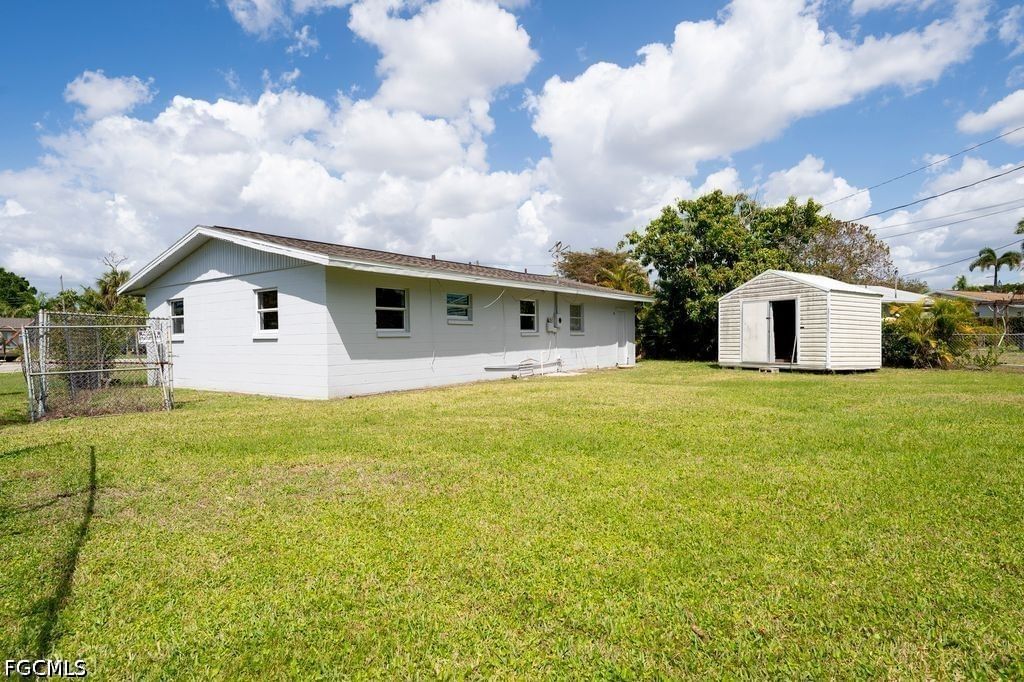 4631 New Haven Drive, Fort Myers, FL 33908 photo 4