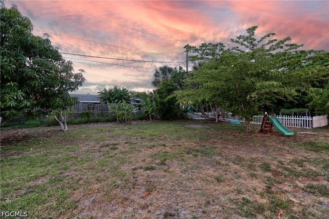 258 Reading Street NW, Port Charlotte, FL 33952 photo 3