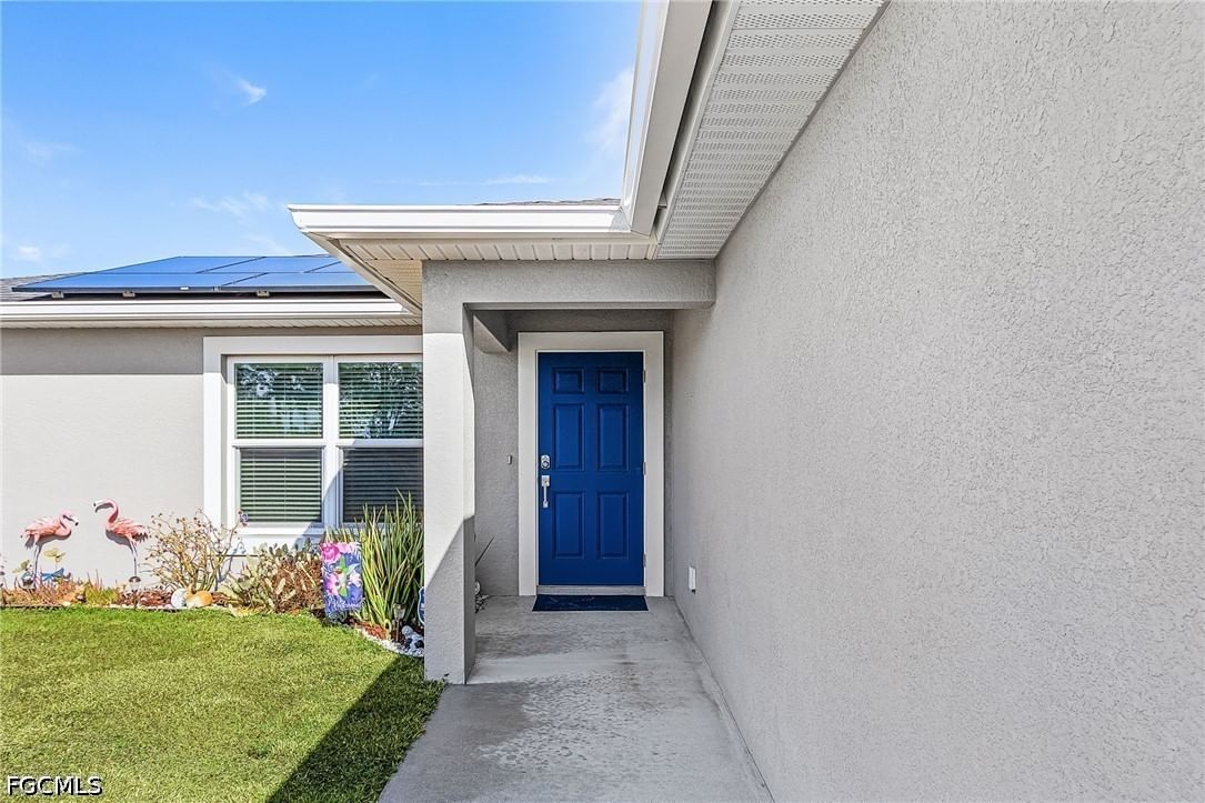 9032 Meadow Circle, Labelle, FL 33935 photo 3
