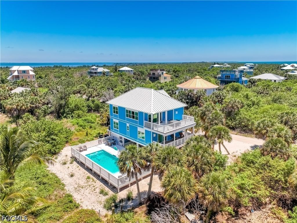 4460 Smugglers Drive, Upper Captiva, FL 33924 photo 2