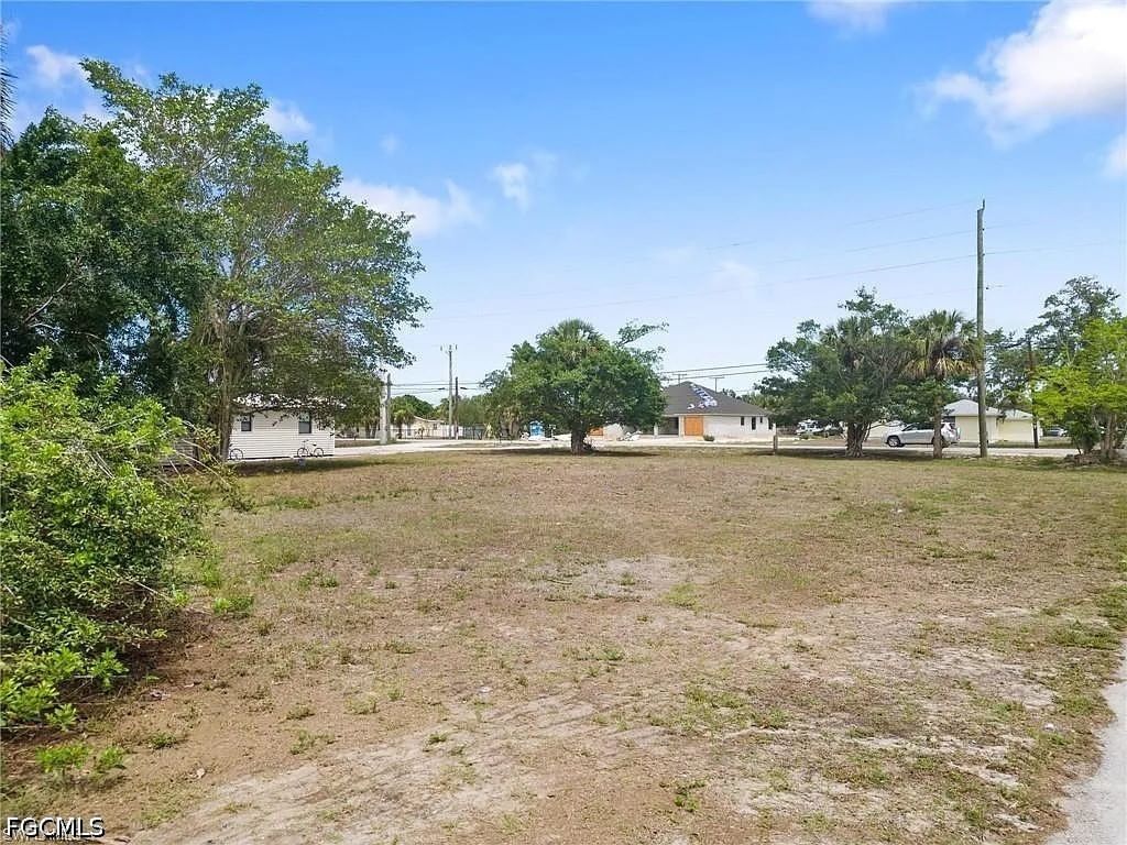 27820 Lime Street, Bonita Springs, FL 34135 photo 2