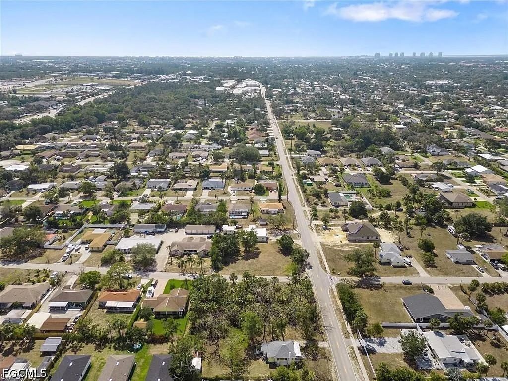 27820 Lime Street, Bonita Springs, FL 34135 photo 3