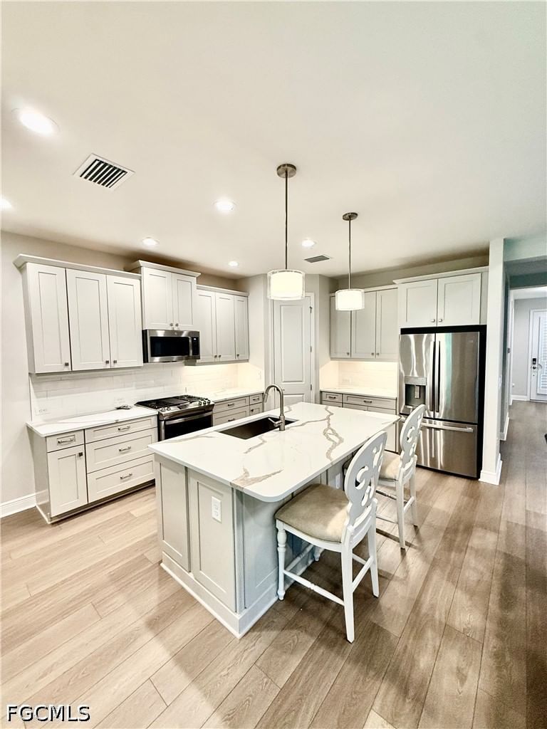 3050 Heritage Pines Drive, Fort Myers, FL 33905 photo 3