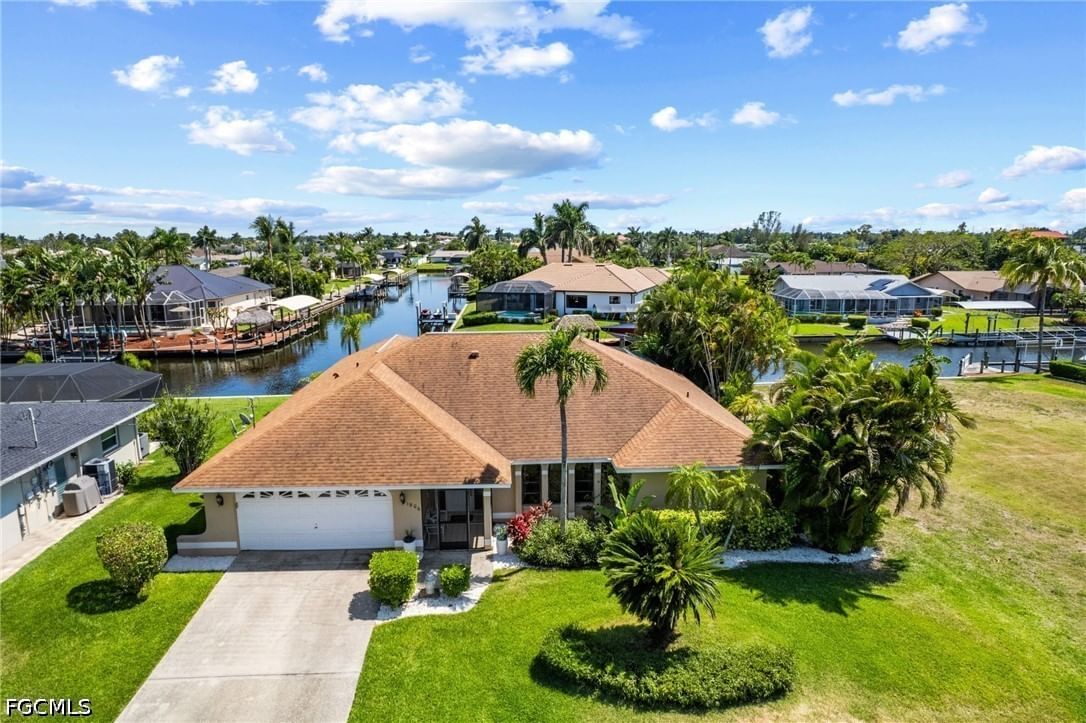 1906 Everest Parkway, Cape Coral, FL 33904 photo 2