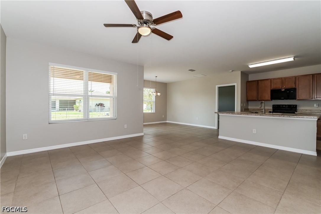 630 SW 23rd Street, Cape Coral, FL 33991 photo 3