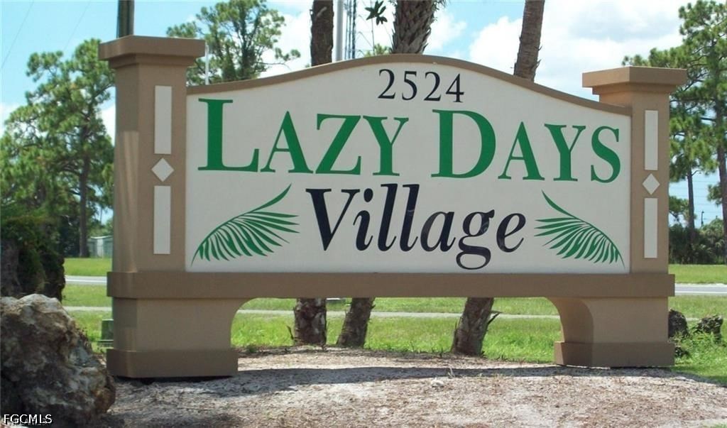 748 Park Avenue, North Fort Myers, FL 33917 photo 4