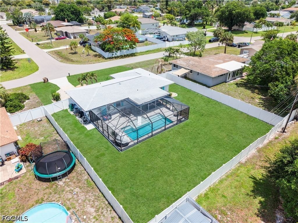 710 SE 42nd Lane, Cape Coral, FL 33904 photo 3