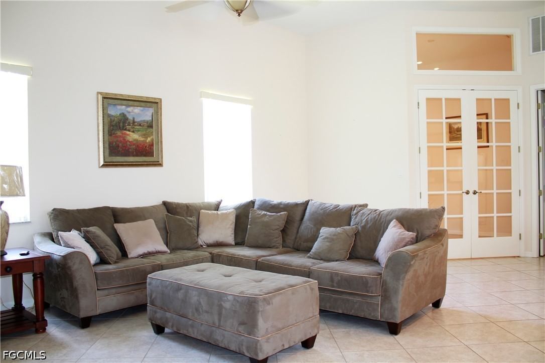 4213 SW 14TH Place, Cape Coral, FL 33914 photo 5