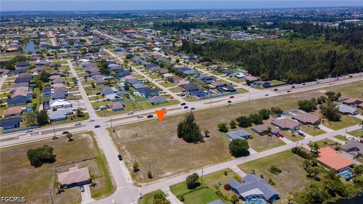 1221 Chiquita Boulevard S, Cape Coral, FL 33991 photo 4