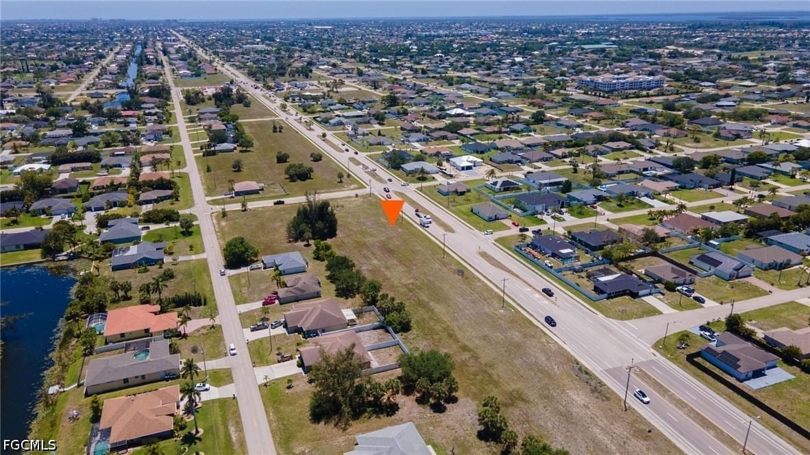 1221 Chiquita Boulevard S, Cape Coral, FL 33991 photo 5