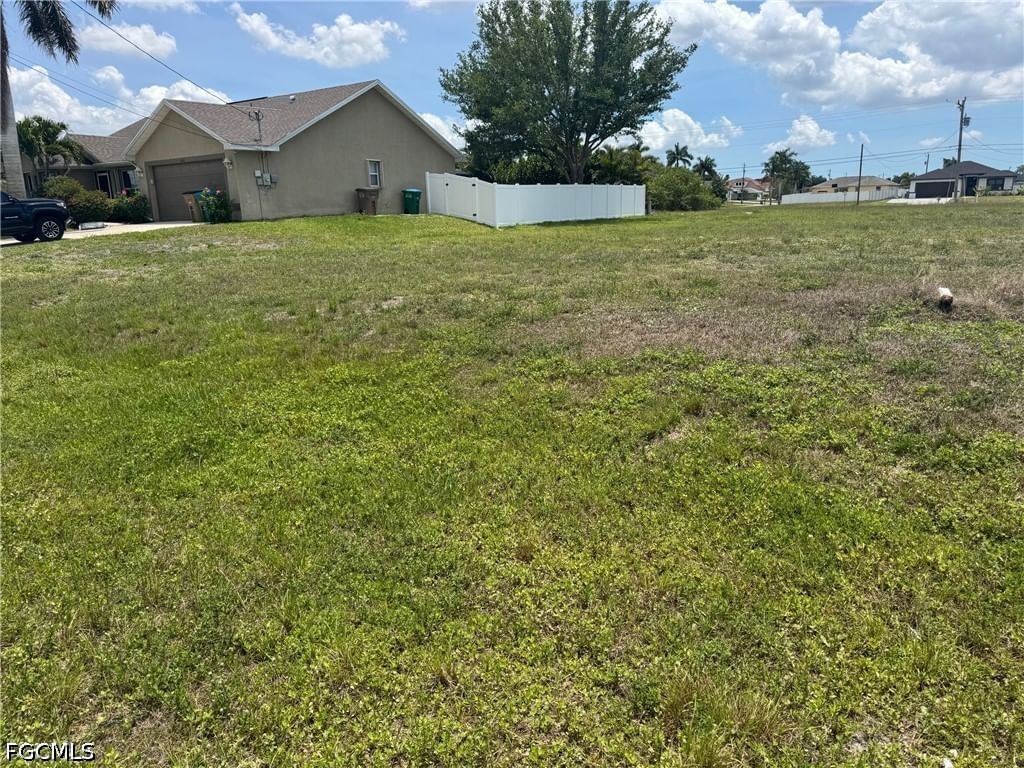 1008 NW 16th Terrace, Cape Coral, FL 33993 photo 2