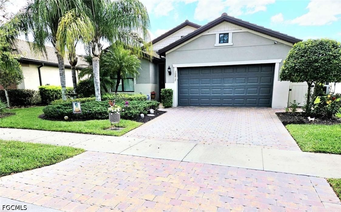 10817 Dennington Road, Fort Myers, FL 33913 photo 2