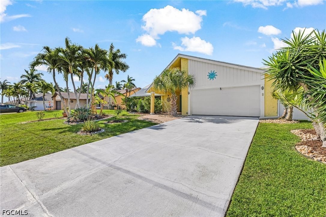 920 SE 33rd Street, Cape Coral, FL 33904 photo 3