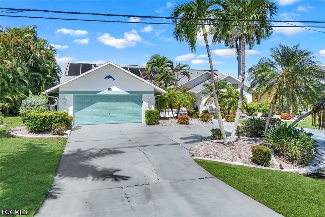 719 El Dorado Parkway W, Cape Coral, FL 33914 photo 3
