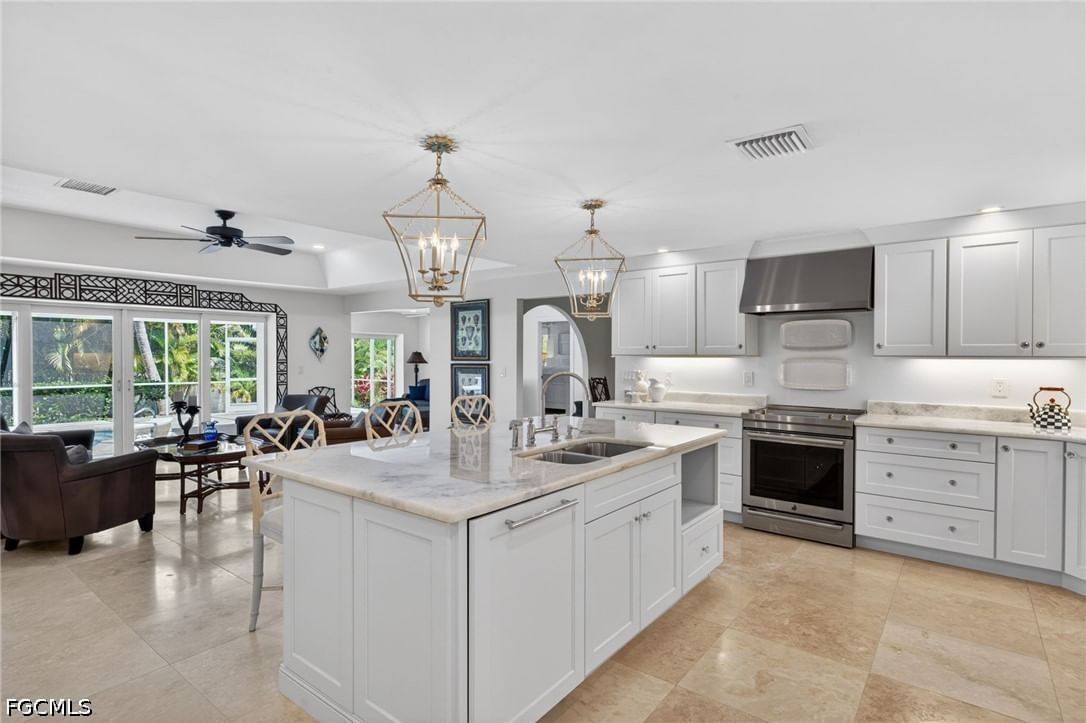 738 Anchor Drive, Sanibel, FL 33957 photo 5