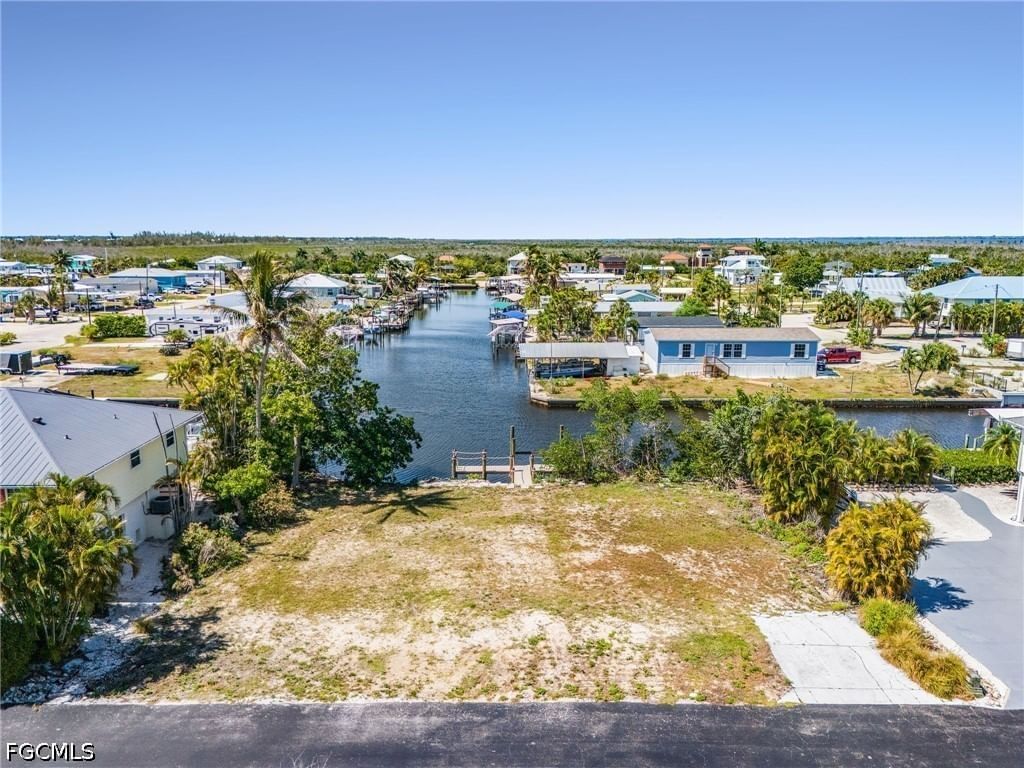 2936 Buttonwood Key Court, St James City, FL 33956 photo 2
