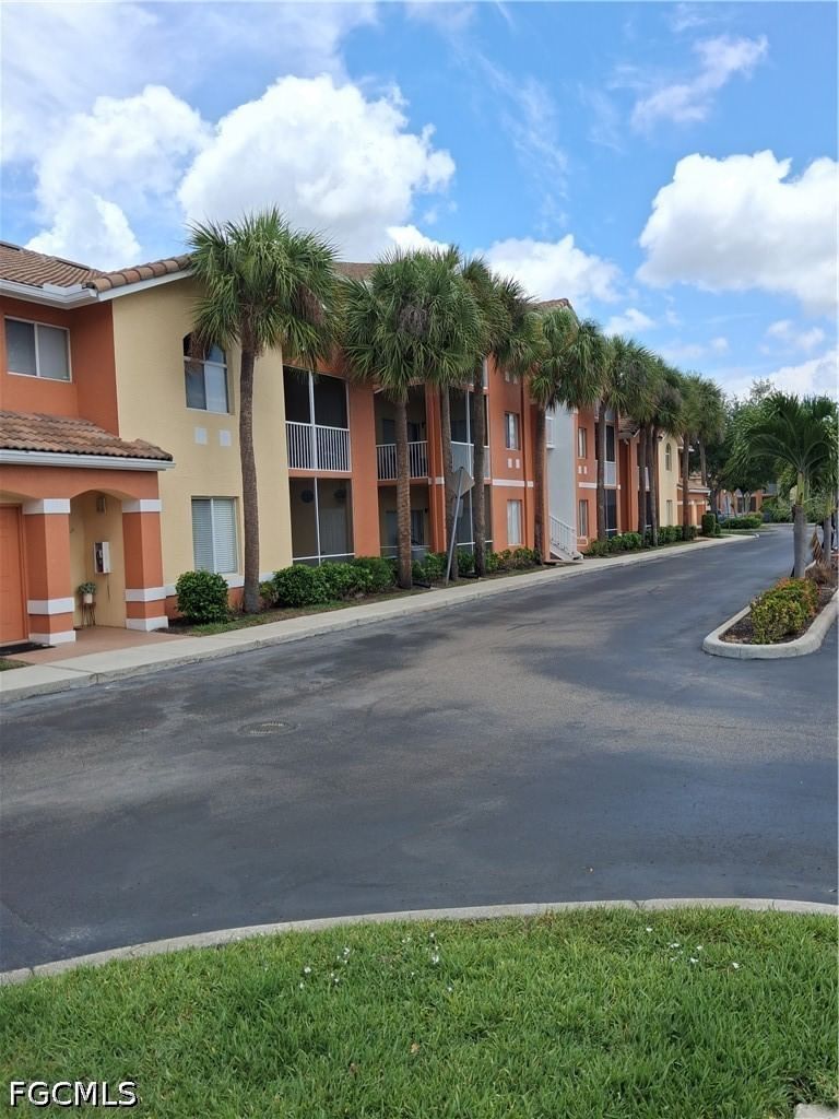 6361 Aragon Way #101, Fort Myers, FL 33966 photo 3