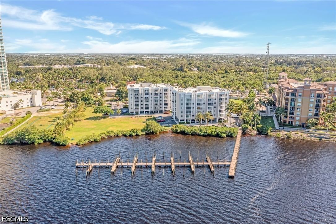 2875 Palm Beach Boulevard #205, Fort Myers, FL 33916 photo 3