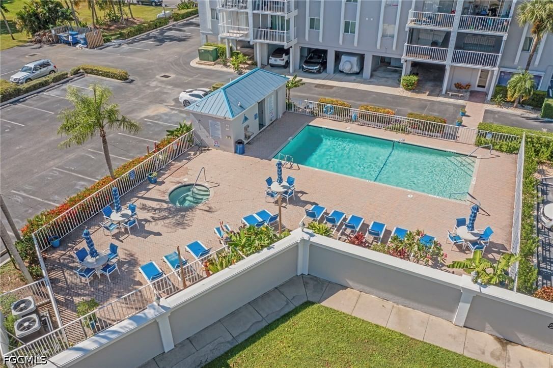 2875 Palm Beach Boulevard #205, Fort Myers, FL 33916 photo 5