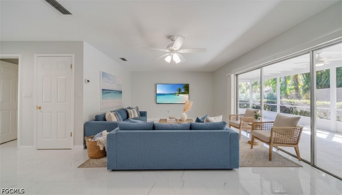 5657 Eichen Circle E, Fort Myers, FL 33919 photo 5