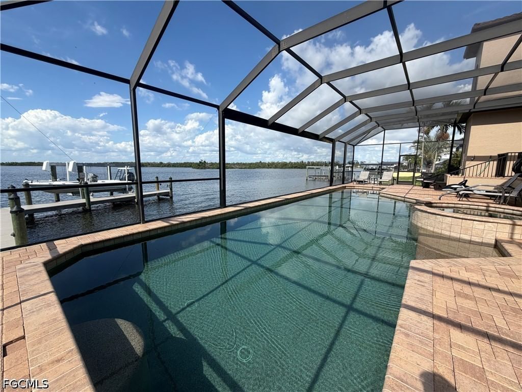 12130 Shoreview Drive, Matlacha, FL 33993 photo 2