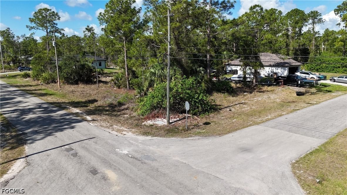 301 W 11th Street, Lehigh Acres, FL 33972 photo 2