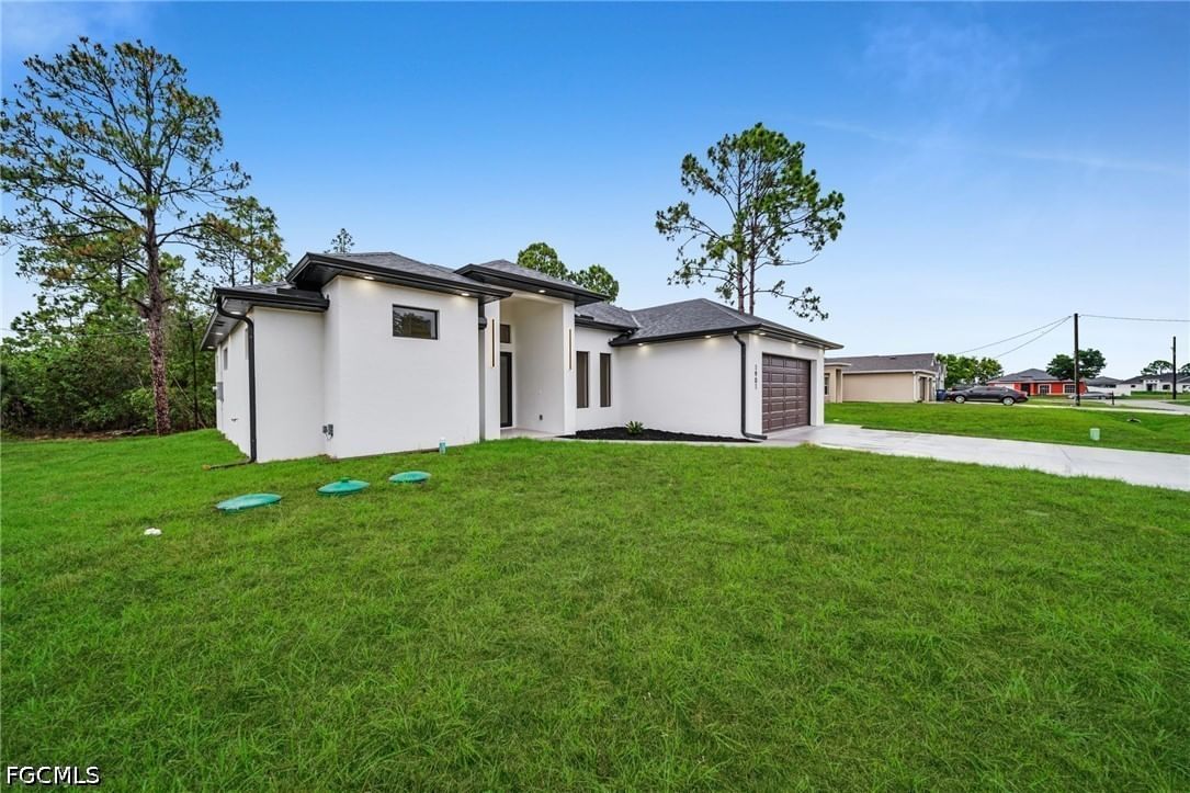 1901 Cedar Avenue N, Lehigh Acres, FL 33971 photo 4