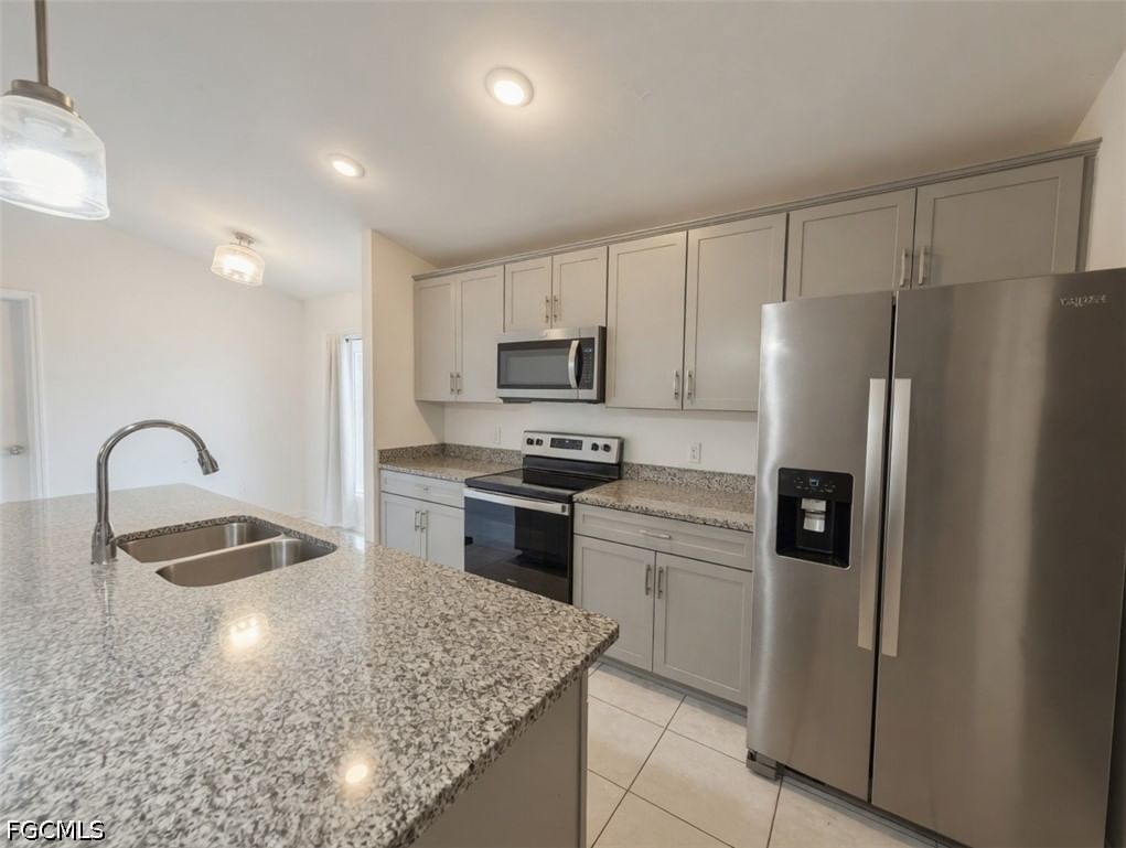 2207 NW 21st Avenue, Cape Coral, FL 33993 photo 4