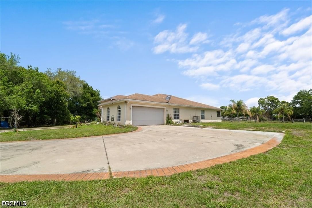 545 N Isora Street, Clewiston, FL 33440 photo 3