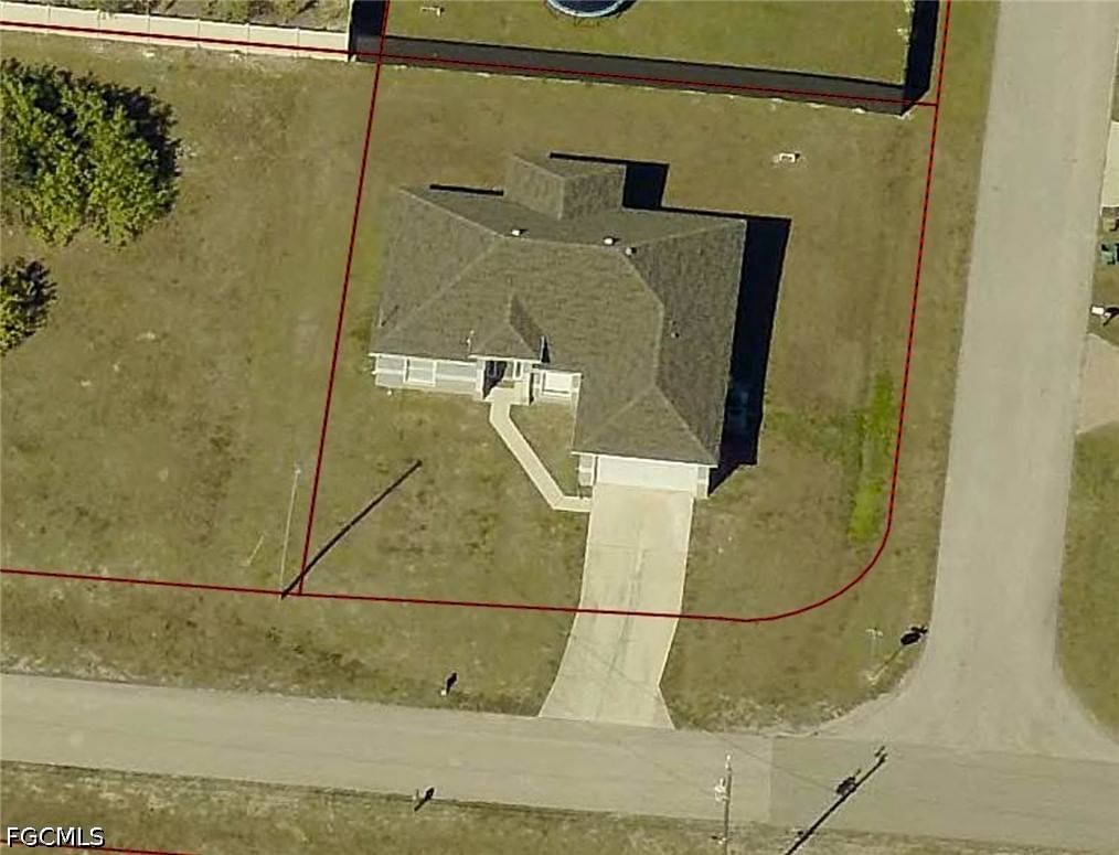 409 NE 25th Terrace, Cape Coral, FL 33909 photo 5