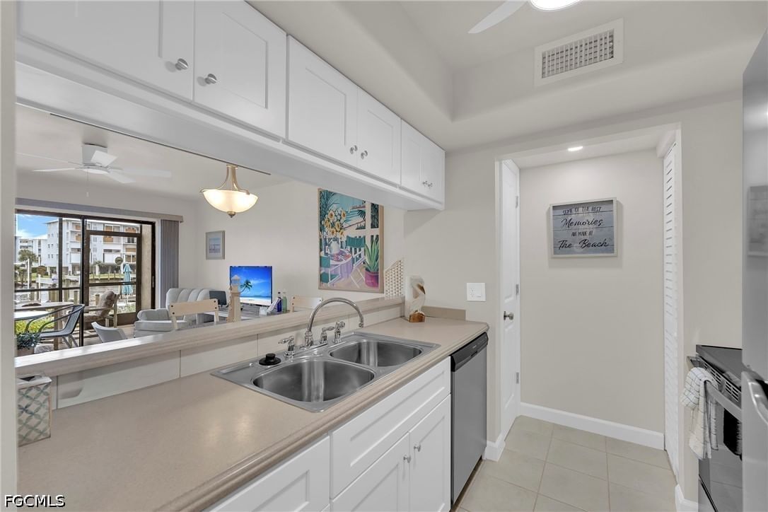 200 Lenell Road #218, Fort Myers Beach, FL 33931 photo 4