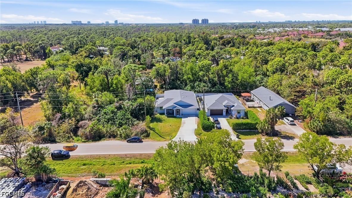 20230 Trailside Drive, Estero, FL 33928 photo 4