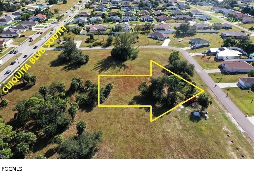 1623 SW 16th Court, Cape Coral, FL 33991 photo 3
