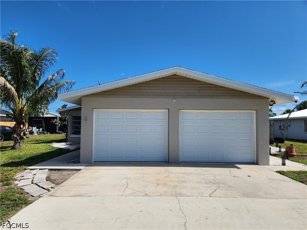 11370 & 11368 Summerwinds Court #70, Fort Myers, FL 33908 photo 3