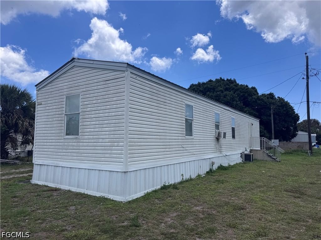Address available by request, Clewiston, FL 33440