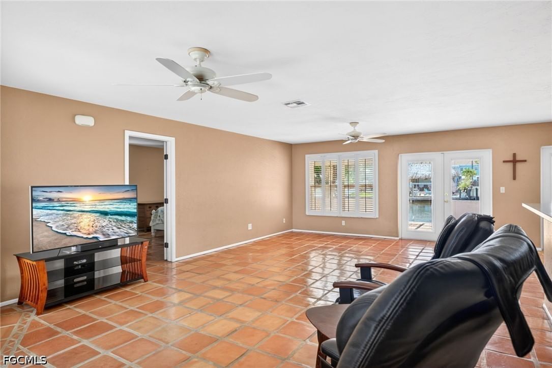 12279 Matlacha Boulevard, Matlacha Isles, FL 33991 photo 5