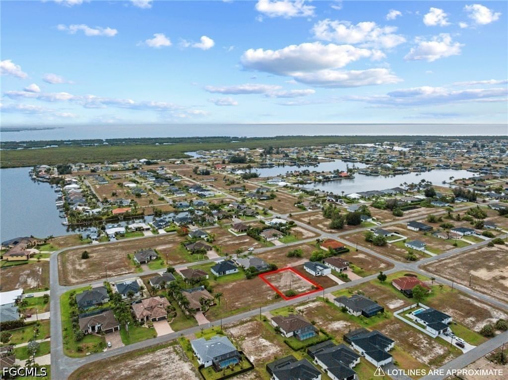2722 NW 41st Place, Cape Coral, FL 33993 photo 2