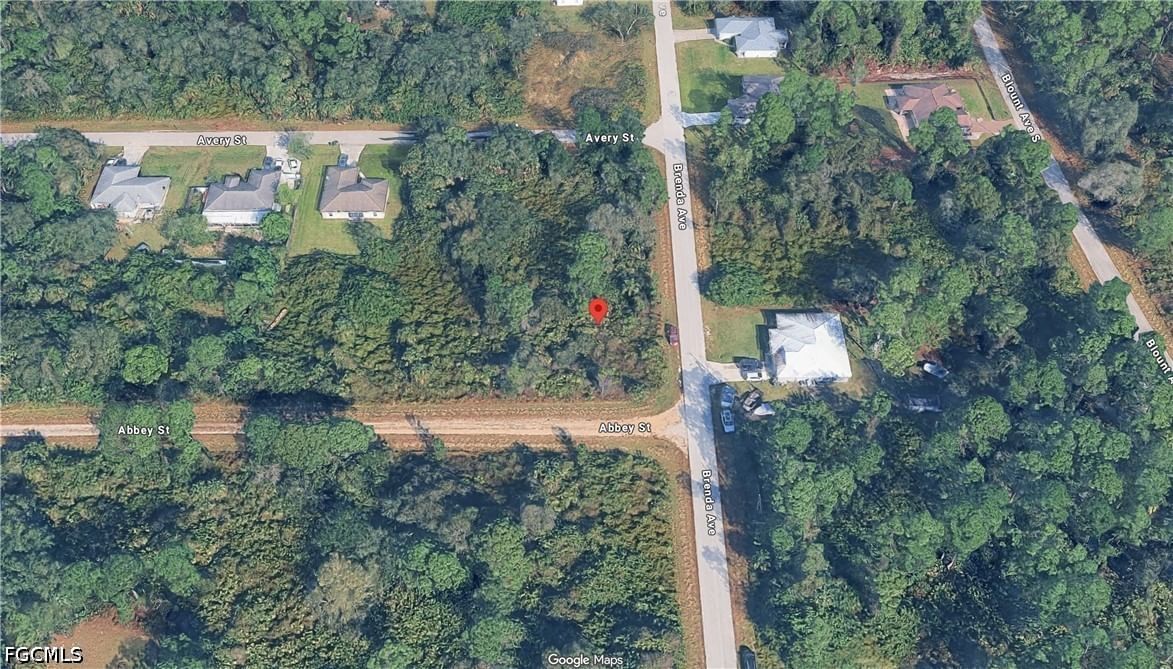 921 Abbey Street E, Lehigh Acres, FL 33974 photo 5