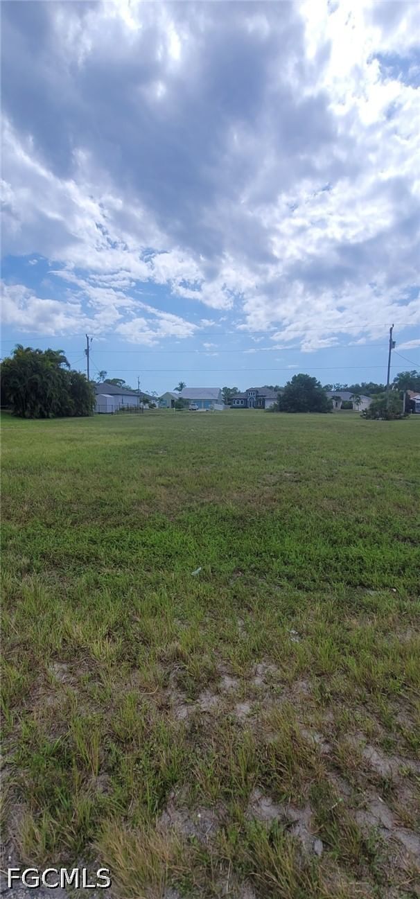 1718 El Dorado Boulevard N, Cape Coral, FL 33993 photo 2