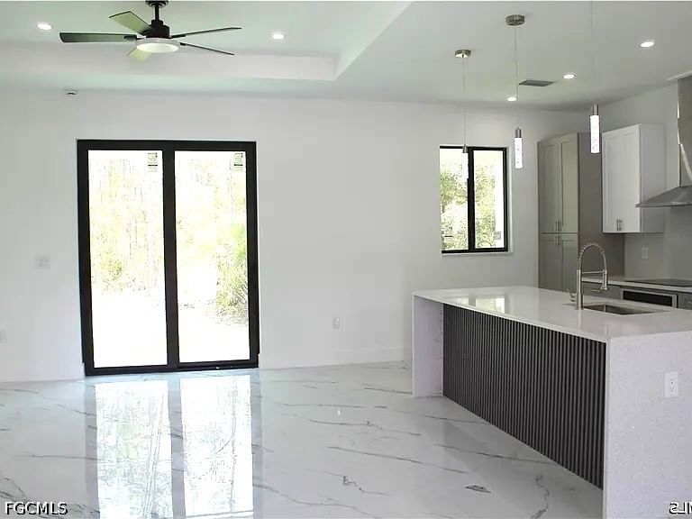405 E 15th Street, Lehigh Acres, FL 33972 photo 4