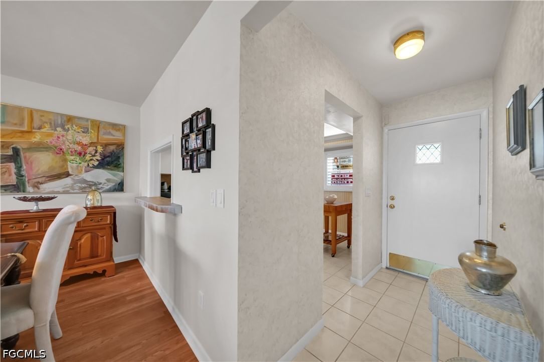 8741 Lueck Lane #5, Fort Myers, FL 33919 photo 4