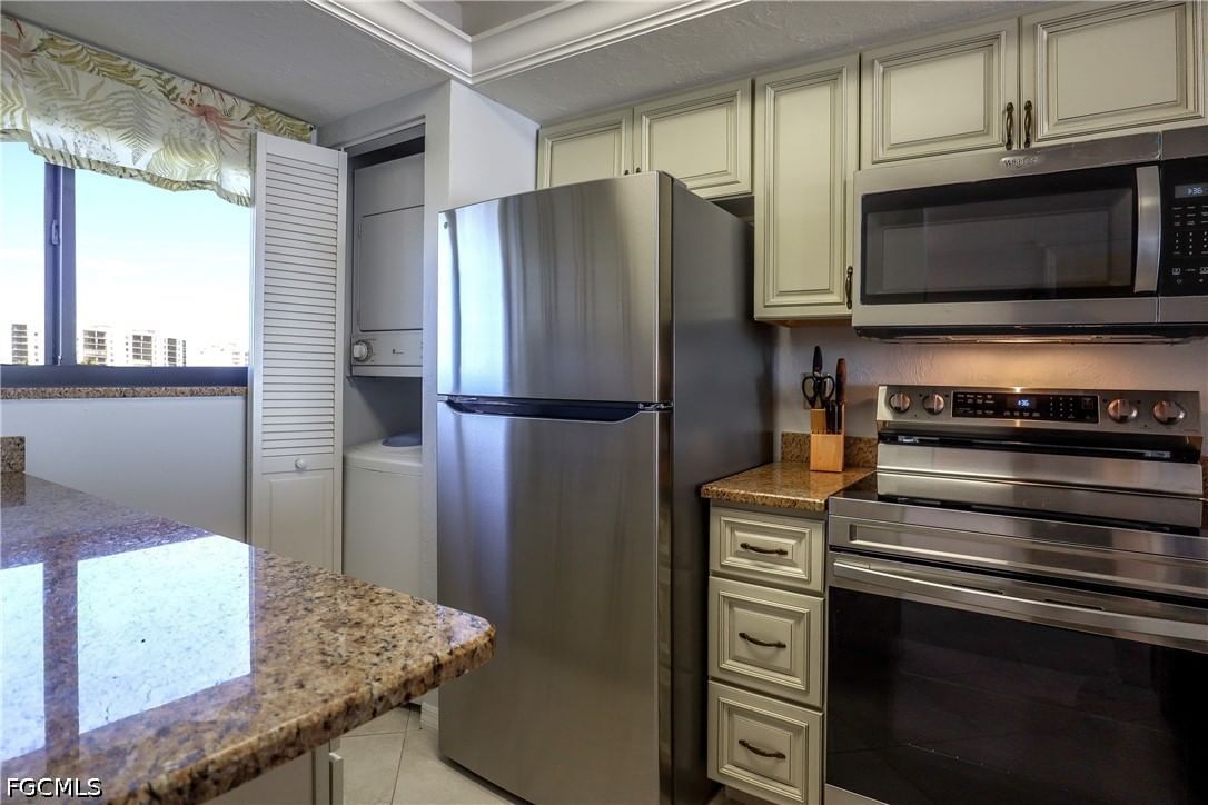 8350 Estero Boulevard #423, Fort Myers Beach, FL 33931 photo 5