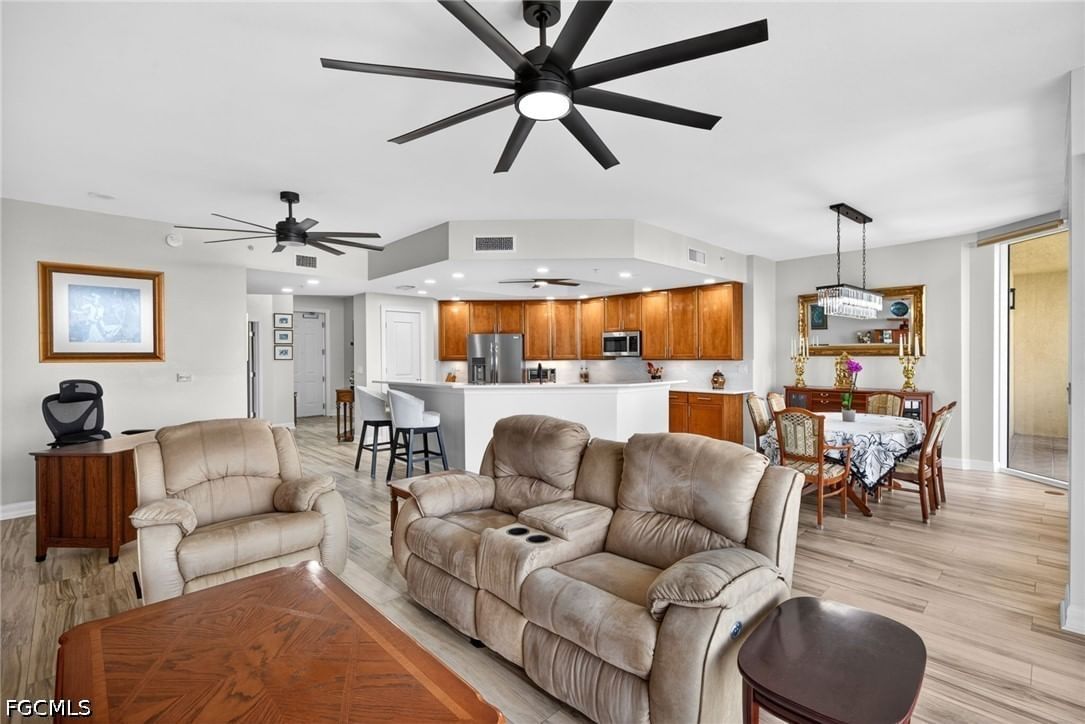 3426 Hancock Bridge Parkway #707, North Fort Myers, FL 33903 photo 4