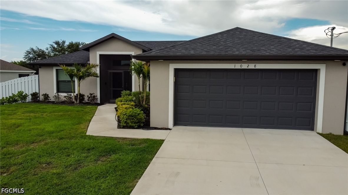 1028 Champion Avenue, Lehigh Acres, FL 33971 photo 5