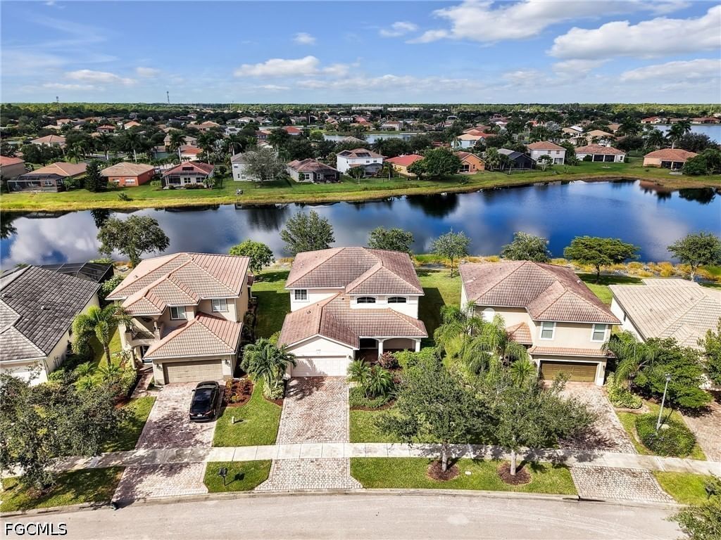 1529 Birdie Drive, Naples, FL 34120 photo 2