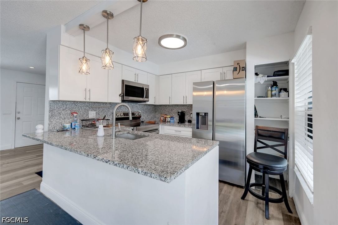 1307 SW 43rd Lane, Cape Coral, FL 33914 photo 2