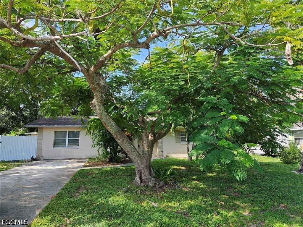 1199 Gramac Drive, North Fort Myers, FL 33917 photo 2