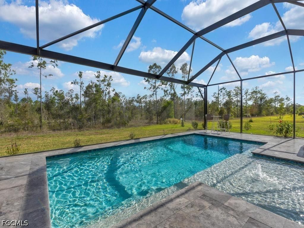 3824 Crosswater Drive, North Fort Myers, FL 33917 photo 2
